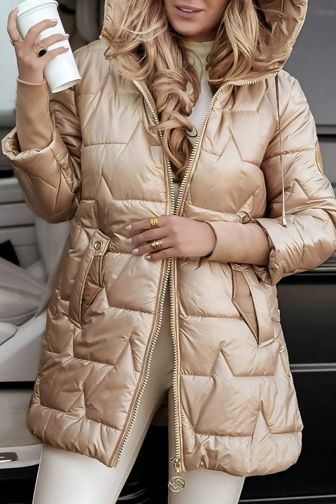 Nolwen – Manteau d’hiver élégant avec capuche et matelassage